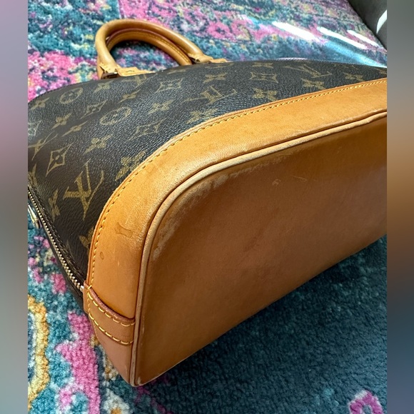 Louis Vuitton Alma PM - Picture 13 of 16